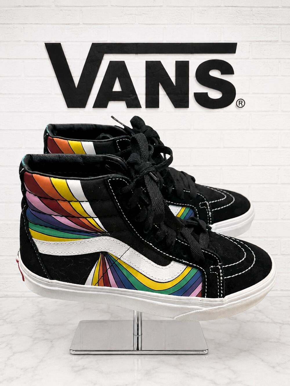 Vans Sk8-Hi Pride Rainbow Black High Top Sneakers Men’s 4 Women’s 5.5